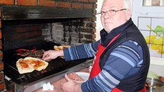 Köfteci kayınpeder dehşet saçtı! Kaza ihbarıyla olay yerine giden ekipler neye uğradığını şaşırdı