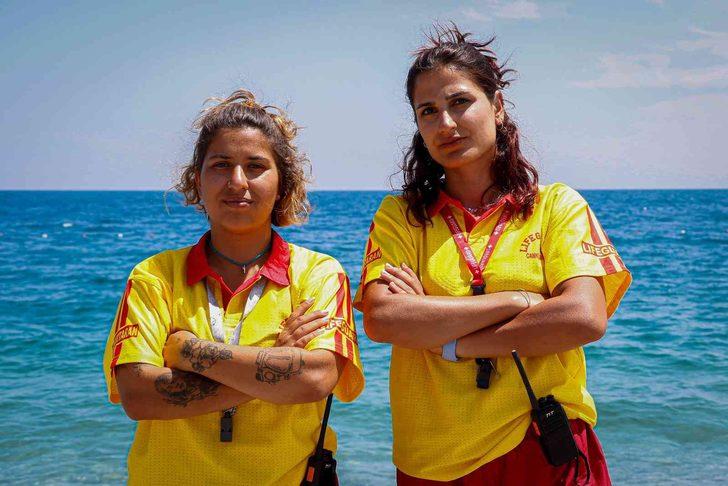 Antalyalı kadın cankurtaranlar sitem etti! "’Dur ben bir boğulayım’ diyenler oluyor" G1