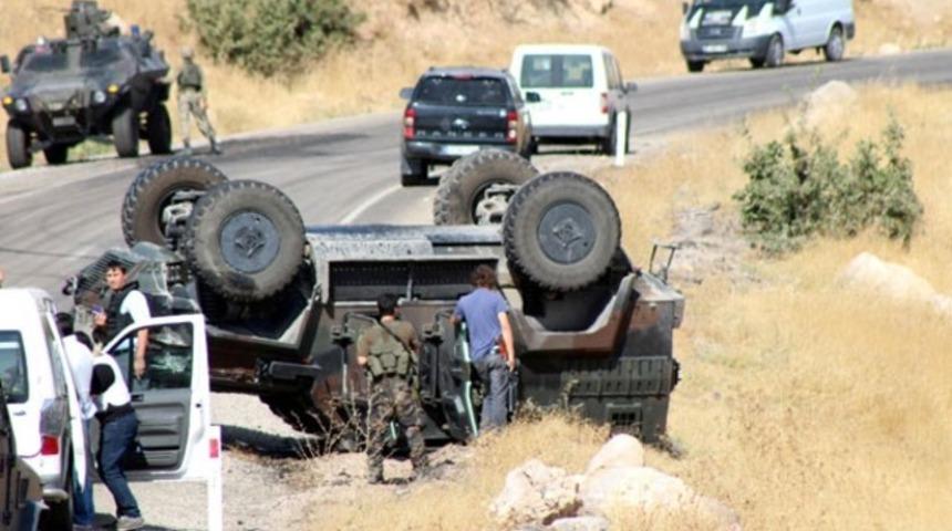 Şırnak’ta zırhlı araç devrildi: 2 polis yaralı