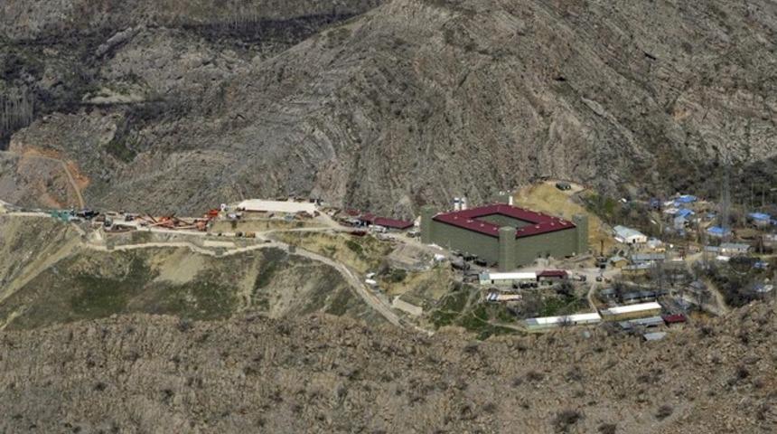 Bordo bereli yarbay şehit