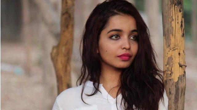 Sologami: Hintli kadının kendiyle evlenmek istemesi tartışma yarattı