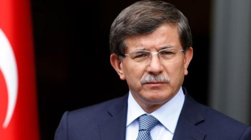 Davutoğlu: Kendilerini feda ettiler