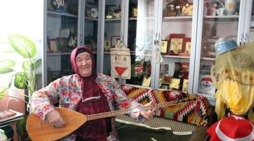 Aşık Nurşah’tan Cumhurbaşkanı Erdoğan’a özel mani