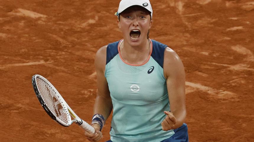 ABD'li Coco Gauff'u 2-0 yenen Polonyalı Iga Swiatek şampiyon oldu!