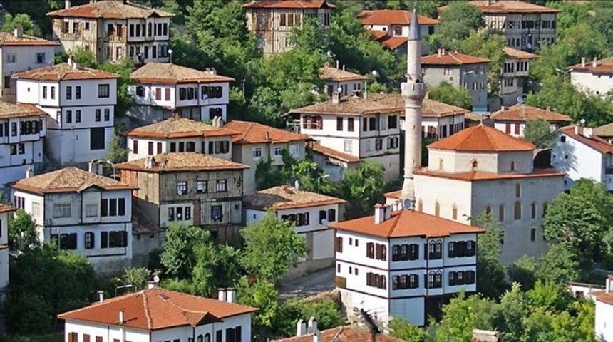 Genel Se&ccedil;imler &ouml;ncesinde Karab&uuml;k milletvekili adayları belli oldu