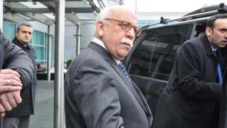 Amman'da uçak içinde 5,5 saat mahsur kalan Bakan Avcı: Amman'da da okulları tatil ettik