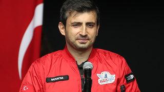 Baykar Teknoloji Lideri Selçuk Bayraktar TDT 4. Genç Liderler Forumu'nda konuştu: Enseyi hiç karartmaya, umutsuz olmaya gerek yok