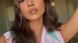 2009 Miss Turkey güzeli Ebru Şam spordan mini şortuyla poz verdi! Fit vücuduyla tozu dumana kattı