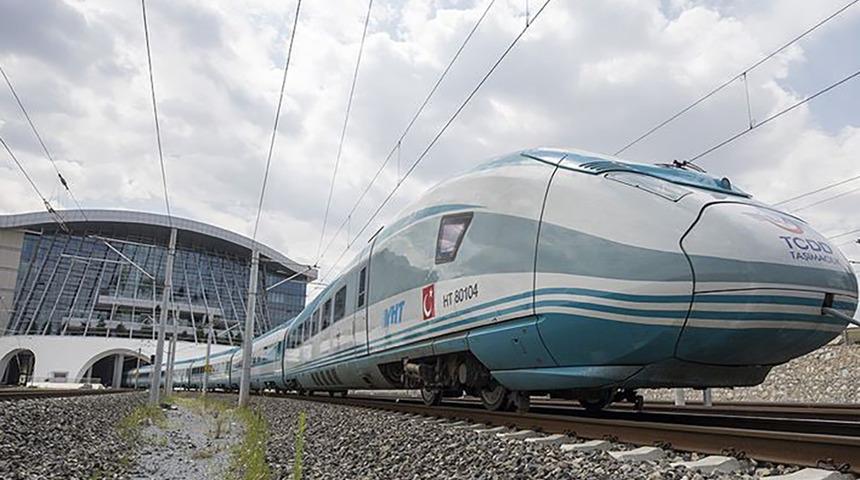 Vali Yerlikaya paylaştı! İstanbul'da hızlı tren kullanımında dikkat çeken veriler