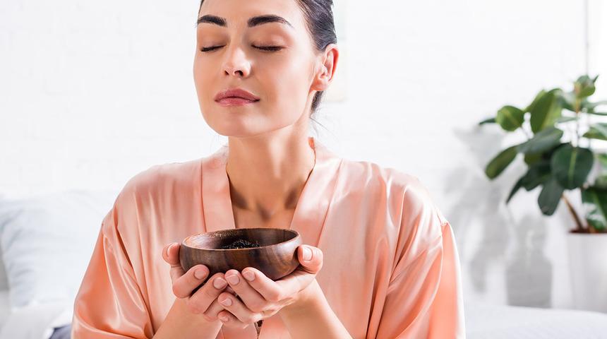 Evinizin g&uuml;zel kokması i&ccedil;in en etkili 2 doğal y&ouml;ntem