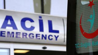 Dehşete düşüren olay: Doğduktan sonra bebeğini bahçe duvarından attı! Elbiselerini değiştirip...