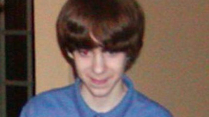 Katliama annesiyle başladı