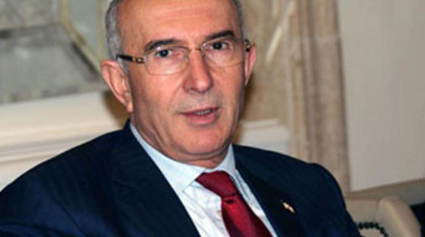 Kızılay Başkanı görevini bıraktı