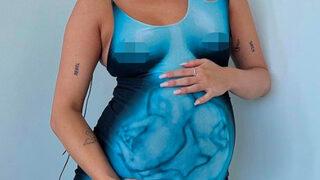 Sosyal medya fenomeni ilginç elbisesiyle müjdeyi verdi! Görenler çıplak zannetti ama...