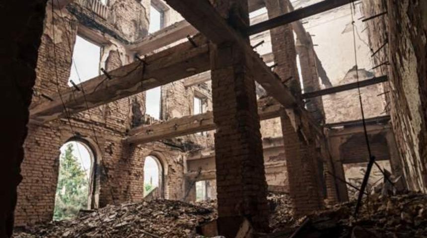 Ukrayna savaşı: Zelenskiy, Rusya'nın saldırılarını s&uuml;rd&uuml;rd&uuml;ğ&uuml; Severodonetsk ve Lysychansk i&ccedil;in '&Ouml;l&uuml; şehirler' dedi