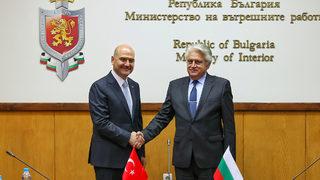 Bakan Soylu duyurdu: Yeni sınır kapısı açılacak