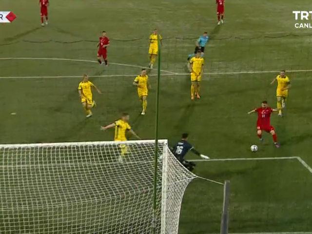 ''İçine Messi kaçmış!'' Doğukan Sinik 14 dakikada Litvanya'nın adeta canını okudu!