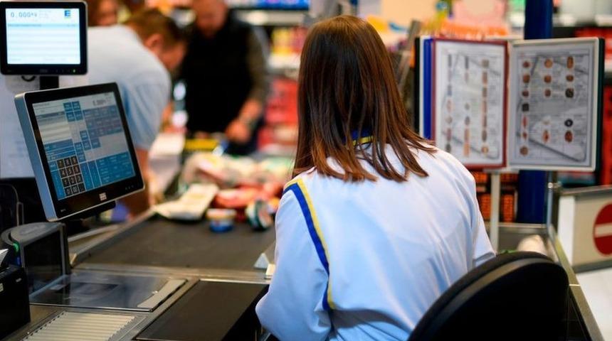 AB&rsquo;den asgari &uuml;cret direktifi: Yeterli bir yaşam standardı sağlayacak seviyede olmalı