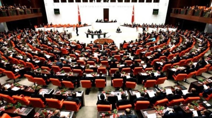 Meclisin yeni başkanı AKP'li İsmet Yılmaz oldu