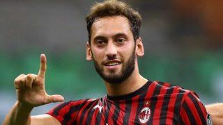 Hakan Çalhanoğlu PSG'ye mi transfer oluyor? Hakan Çalhanoğlu kimdir, aslen nereli? Hakan Çalhanoğlu kaç yaşında ve hangi takımlarda oynadı?