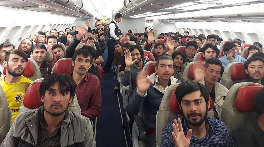 İçişleri Bakanlığı, ülkesine geri gönderilen Afganistanlı sayısını açıkladı