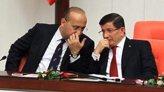 Yalçın Akdoğan : MHP, HDP konusunda ilk sınavını verecek