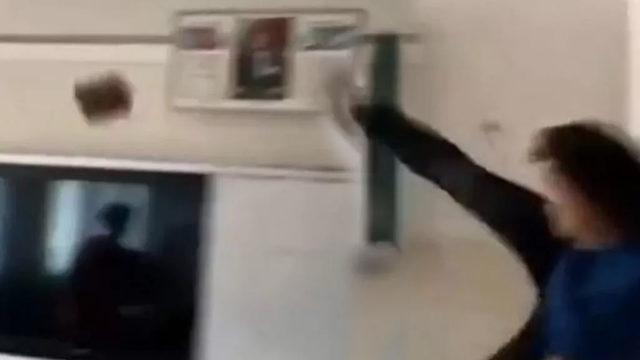 Kur'an-ı Kerim'e tekme atan lise öğrencisi büyük tepki toplamıştı! 'Örgün eğitim dışı' cezası verildi