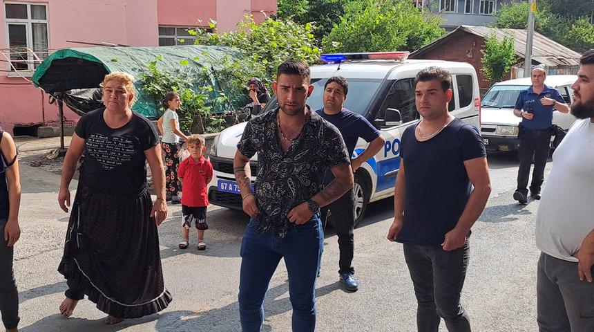 Zonguldak'ta ilginç olay! Kız kaçırmak için geldiler, annenin tepkisiyle karşılaşınca kaçtılar