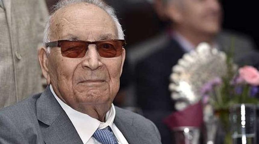 Yaşar Kemal hastaneye kaldırıldı