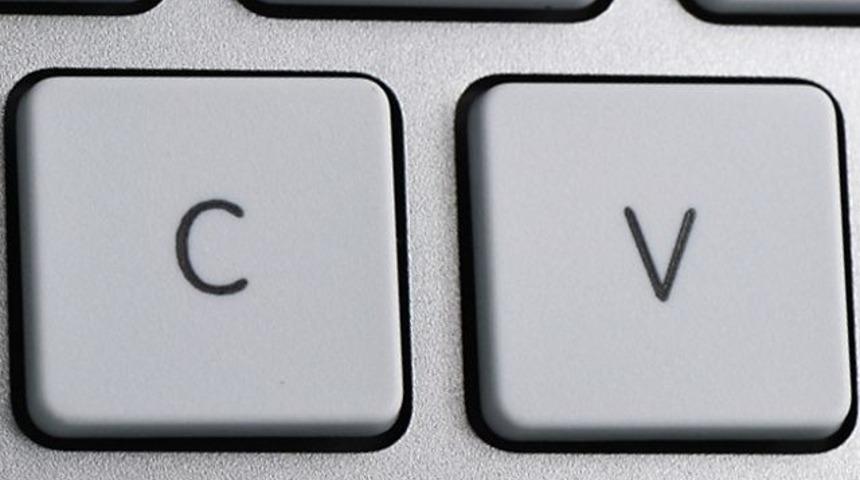 Bunu sakın yapmayın: CV&rsquo;sine kız arkadaşıyla fotoğrafı koyanlar var