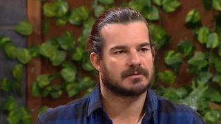 Hakan Hatipoğlu'ndan Survivor Batuhan'a gönderme! Deveye hendek atlatmaktan zor