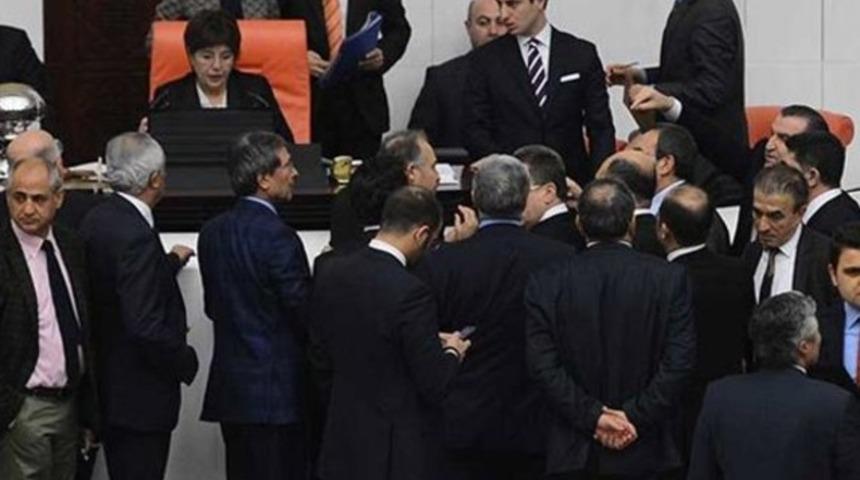 Yüce Divan Oylamasında '276' krizi çıktı