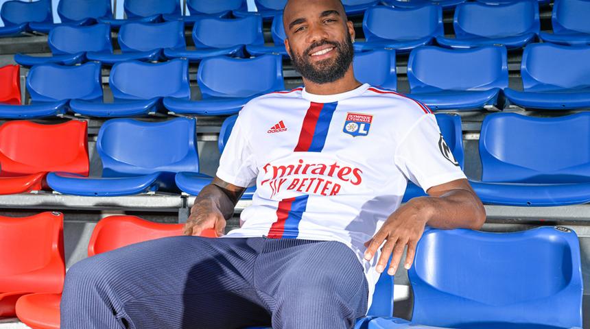 Alexandre Lacazette evine geri döndü! ''Peynir ekmek gibi gol atar''