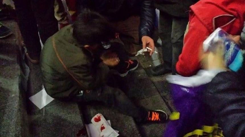 Burger King'de Suriyeli &ccedil;ocuğun d&ouml;v&uuml;lmesi tepki topladı