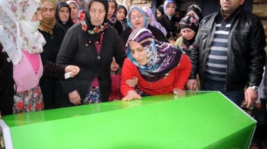 Nefessiz kalıp &ouml;len Yunus Emre, g&ouml;zyaşlarıyla uğurlandı