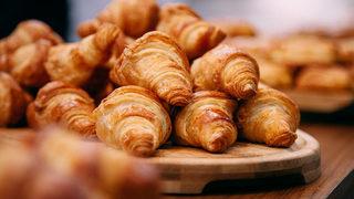 Kahvaltının olmazsa olmazı! Leziz kruvasan tarifi