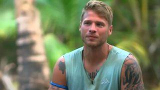 Survivor Yunus Emre Özden'den sevgilisiyle kucak pozu! Bana suç ortağı lazım