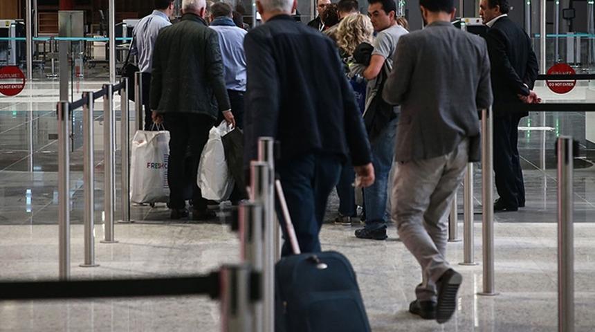Açıklama geldi... Yeni dönem başlıyor: O ülkeye kimlikle gidilebilecek!
