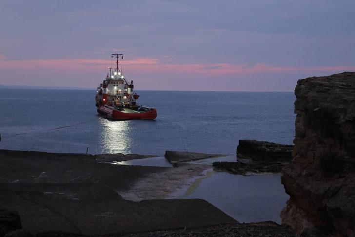 Kandıra'da yapılan tatbikatta gemide mahsur kalan kazazedeler varagele sistemiyle kurtarıldı G1