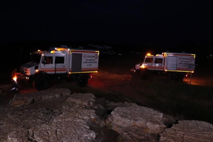 Kandıra'da yapılan tatbikatta gemide mahsur kalan kazazedeler varagele sistemiyle kurtarıldı G4