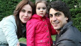 Demet Şener kızını paylaştı! Zeynep Sever, Pınar Altuğ ve Defne Samyeli yorumsuz bırakmadı