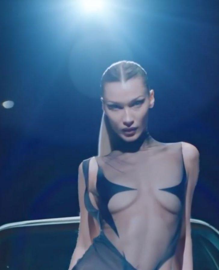Bella Hadid tarzıyla yaktı geçti! Önü ayrı arkası ayrı olay G5