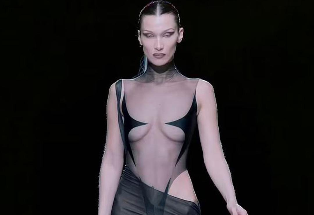 Bella Hadid tarzıyla yaktı ge&ccedil;ti! &Ouml;n&uuml; ayrı arkası ayrı olay