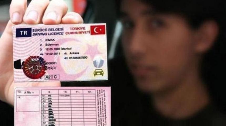 İSKEF Başkanı Tekin'den yeni ehliyet fiyatları a&ccedil;ıklaması