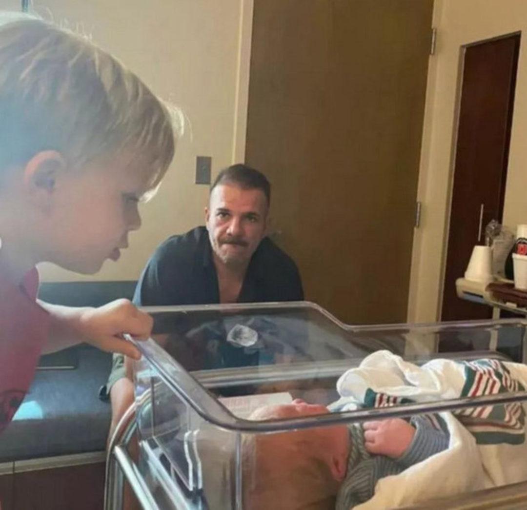 DÖRDÜNCÜ KEZ BABA OLDU