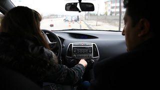 Sürücü kurslarından kontrolsüz direksiyon eğitimi uyarısı: Trafik güvenliğini tehlikeye atıyorlar