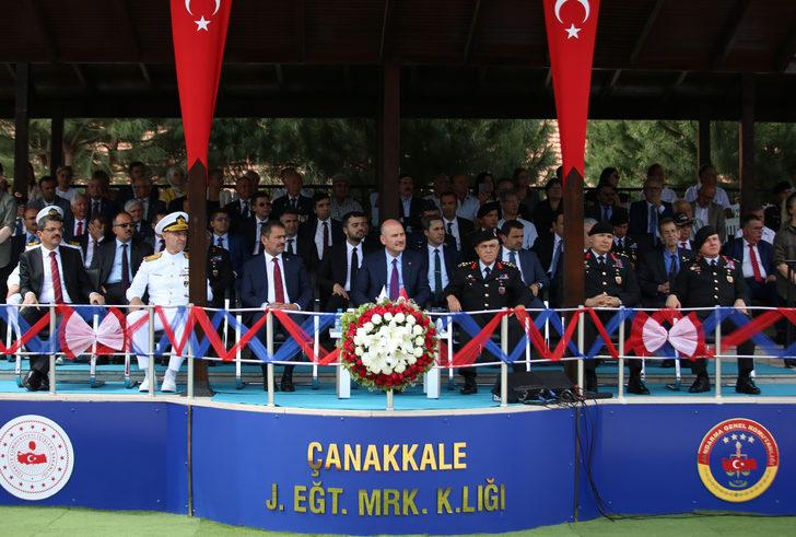 Bakan Soylu, Çanakkale'de Yedek Subay Temel Eğitim Mezuniyet Töreni'ne katıldı: (1) G2