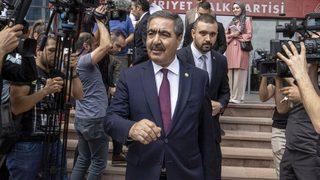 Alevilikle ilgili sözleri tepki çekmişti! İYİ Partili İbrahim Halil Oral'dan, Kılıçdaroğlu'na özür ziyareti