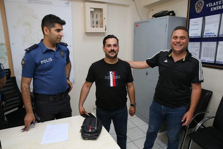 Hatay'da öğretmenin bulduğu çanta sahibine teslim edildi G2