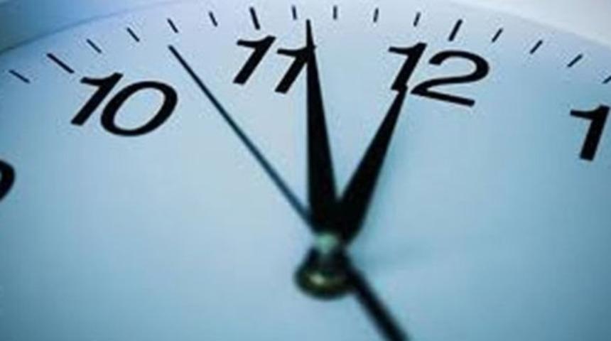 ''Saatler ne zaman geri alınacak?'' Sorusuna Numan Kurtulmuş'tan yanıt